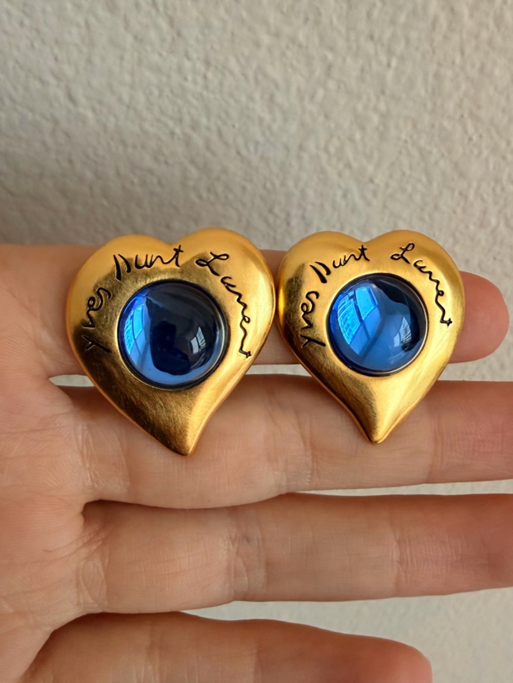 💙Vintage YSL Heart Clip-On Earrings Gold Tone Blue Cabochon ✨